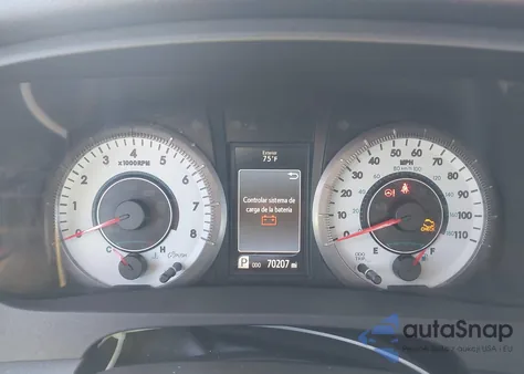 2015 Toyota Sienna Se 8 Passenger from USA, damaged, VIN 5TDXK3DC3FS661462